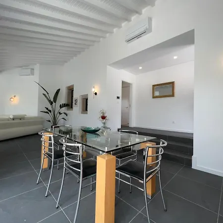 Boucinha - - 15km Porto Villa *