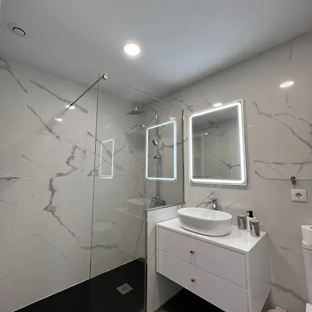 Vila Boucinha - - 15km Porto Alfena