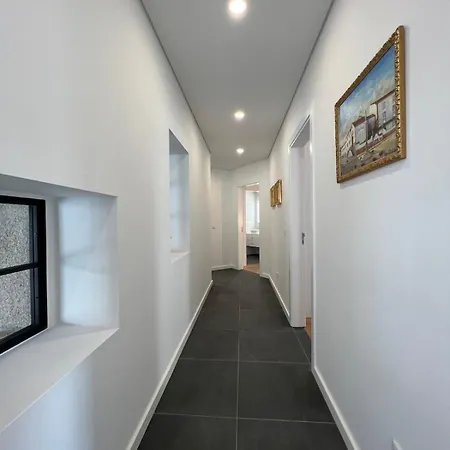 Vila Boucinha - - 15km Porto Alfena